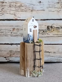 Image 3 of Clifftop Cabin 