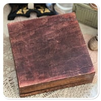 Image 4 of Vintage French wooden box full of French lace and cotton