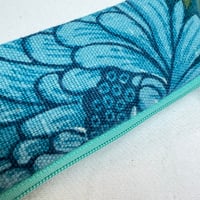 Image 5 of William Morris Standing Pouch No.12