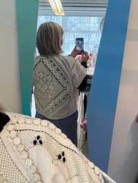 Image 11 of Daisy shirt, touch of grey (one size)