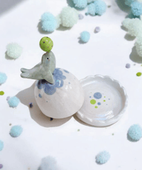 Image 3 of Seal Mini Cloche