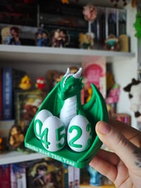 Image 2 of Contador de libros Dragon Guardian verde