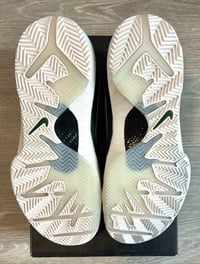 Image 4 of Nike Kobe 4 Protro Undefeated Milwaukee Bucks