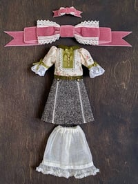 Image 4 of “Emily”