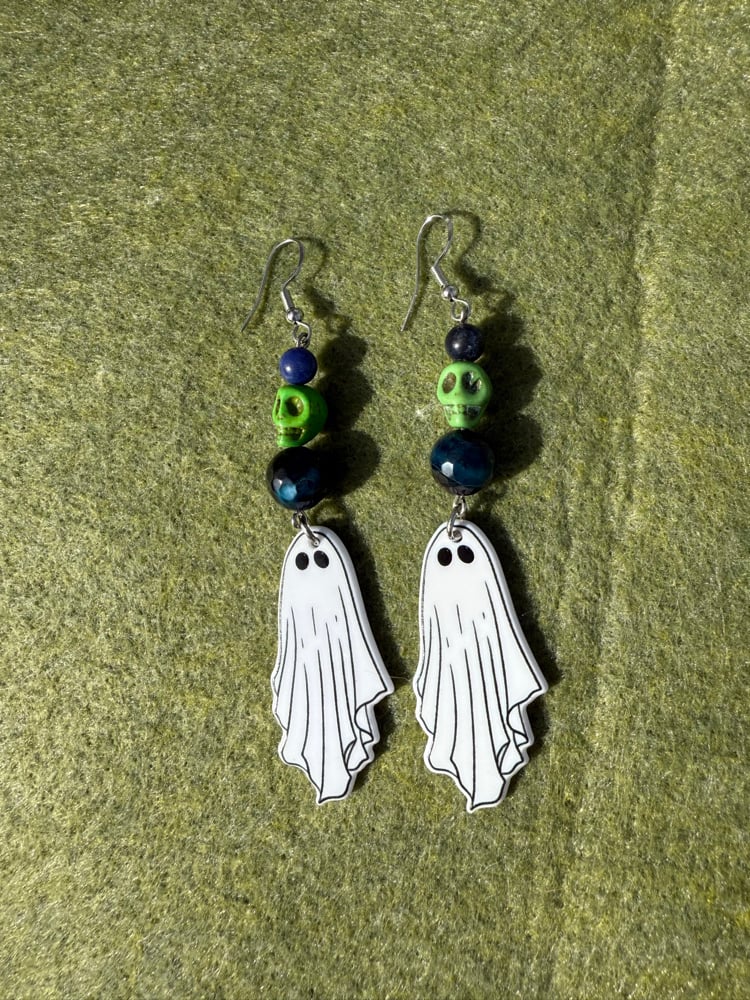 Image of Ghost skull earrings ๐ป๐๐