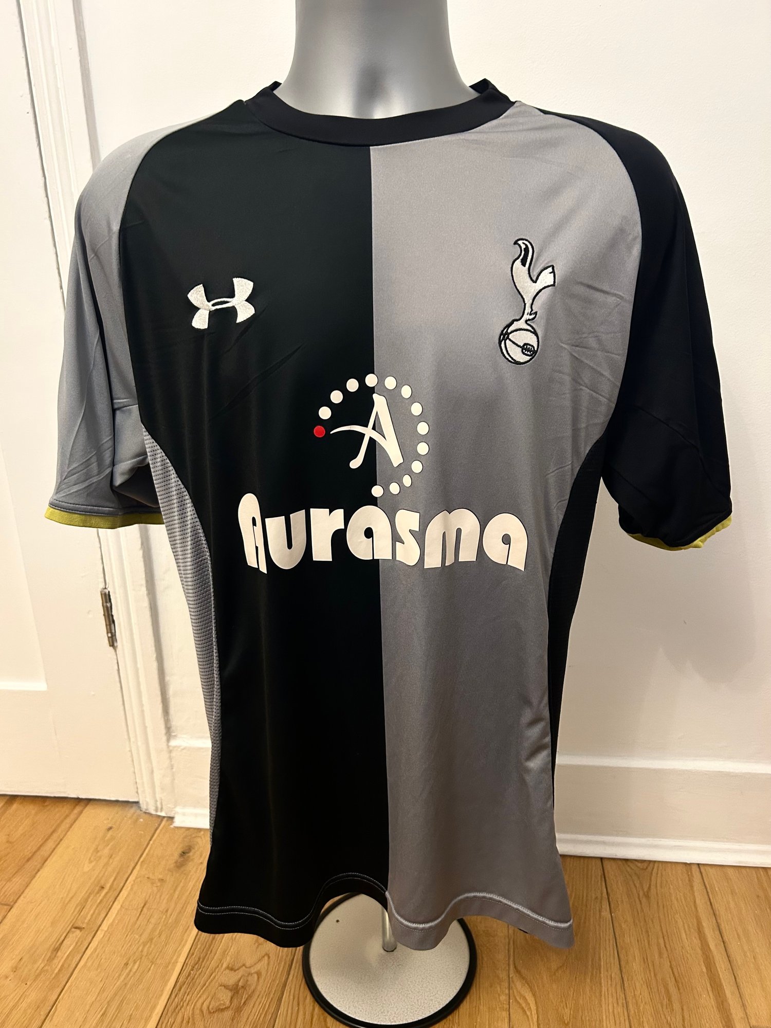 Image of Tottenham Hotspur “BALE 11” 2012/13 Third Shirt + PL patches (XL)