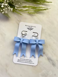 Image 4 of  Spring bows 