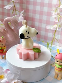 Image 2 of Sakura Snoop Candle