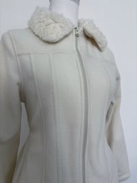 Image 2 of 00s White fleece jacket // M
