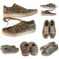 Image 2 of 1 of 1 Size 38 EU 8M 8.5W  low top VANS old skool 