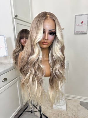 Image of Hillary luxury free part (pre order)