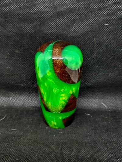 Image of Green/Gold Resin and Walnut Dhift Knob