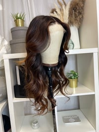 Image 8 of Vente flash BALAYAGE Miel choco  18’ closure 5x5 HD copy