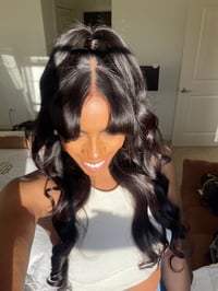 Image 3 of "CURTAIN BANGS" 24 INCH 8x5 GLUELESS HD LACE CLOSURE WIG 