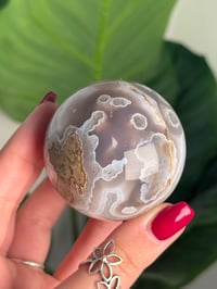 Image 7 of MOZAMBIQUE SWAZI AGATE SPHERE I