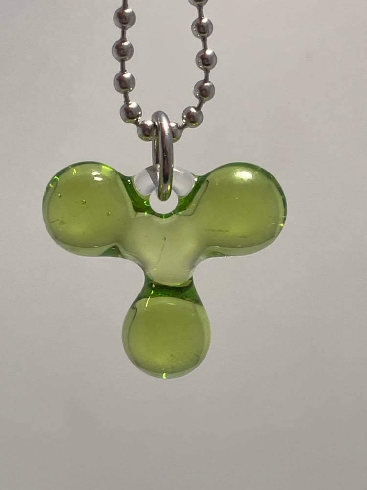 Image of lime green trefoil