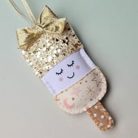 Twinkle Toes Festive Fab Tree Decoration