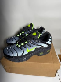 Image 3 of Nike Air Max Plus Kids 