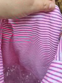 Image 4 of Wanderlust - Velvet oversized tote bag HOT PINK