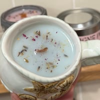 Image 2 of oceanic mineral scented candle