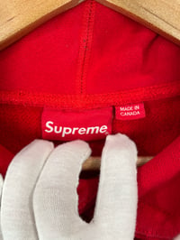 Image 7 of Supreme Box Logo Hoodie (Medium)