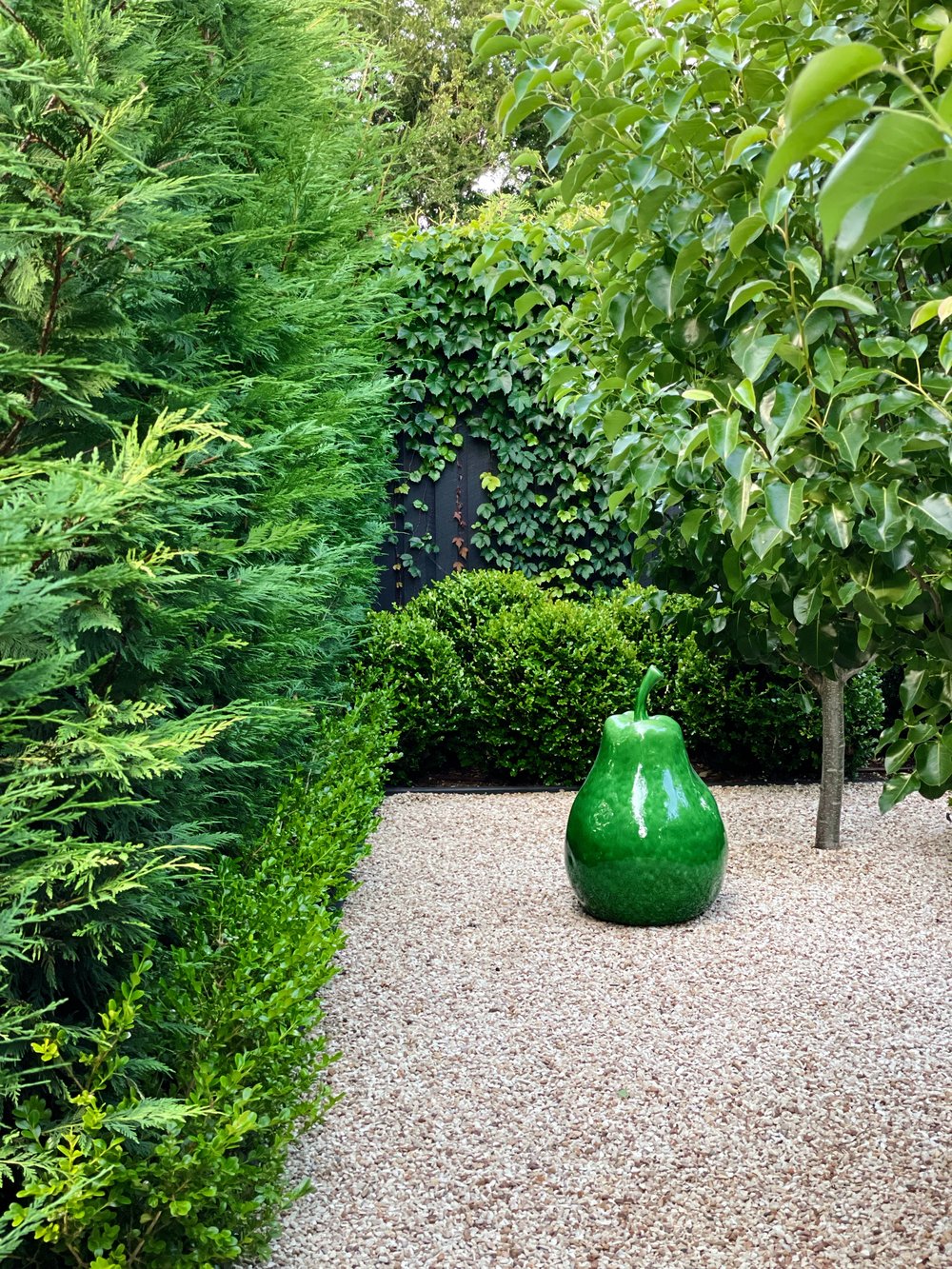 Image of Oversized Pear - Green