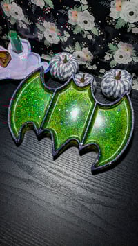 Image 2 of Bat Tray in Perfect Poison Glitter Mix 