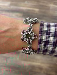 Image 2 of Daisy Chain Bracelet