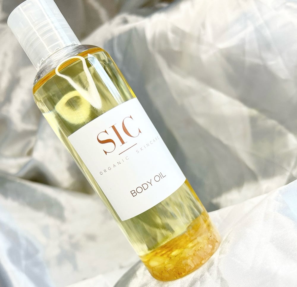 Image of Rose Quartz Luxurious Body Oil