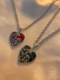 Image 3 of The Carrie Necklace 