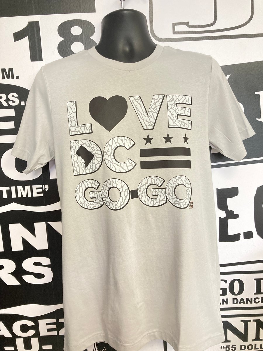 Image of LOVE DC GOGO ELEPHANT P Tshirt