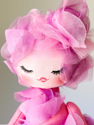 Image of Floral Collection Little Doll Petal