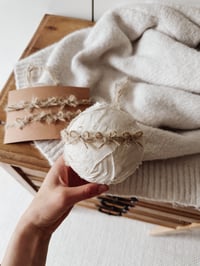 Image 4 of Caramel bows