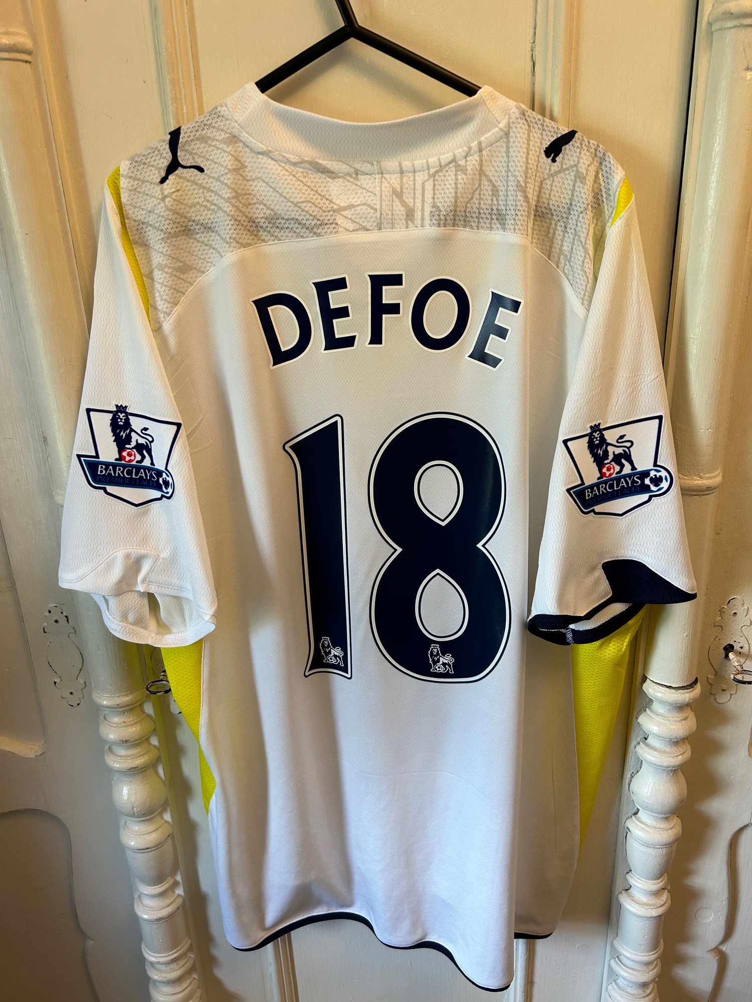 Image of Tottenham Hotspur “DEFOE 18” 2009/10 Home Shirt + PL patches (L)