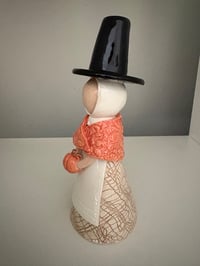 Image 2 of Menyw Gymreig Canolig gyda Phwmpen - Medium Welsh Lady with Pumpkin