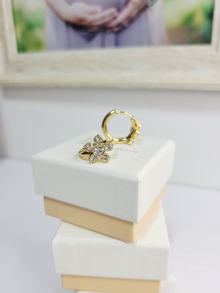 Image of Florecitas Hoop Earrings 