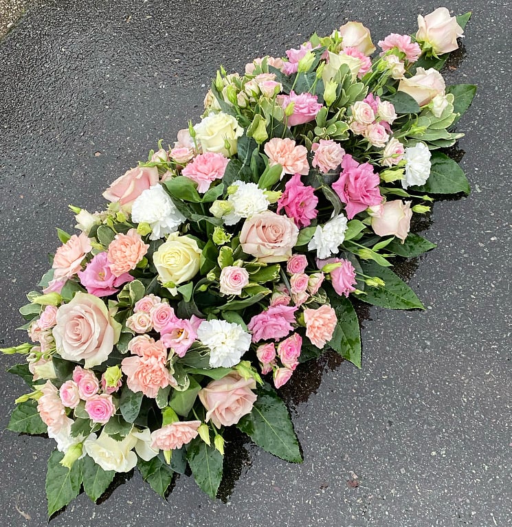Single ended funeral spray Oreyt flower