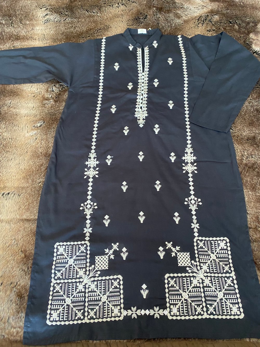 So kamal Kurta Black and silver 