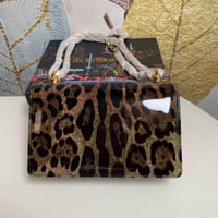 Image 2 of ASHANTI ANIMAL PRINT