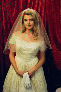 Image 4 of 1960s Lace Beauty 