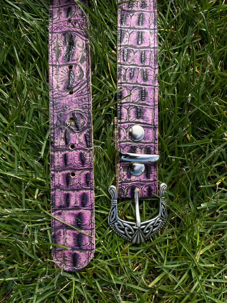 Image of purple leather belt 