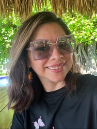 Image 14 of Blush Muse Square Sunglasses – Elegant Collection ✨