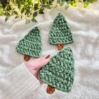 Image 2 of Christmas Tree Crochet Pattern