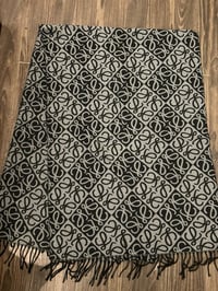Image 5 of Loewè Scarf