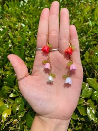 Image 3 of lillies of the valley 