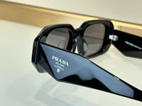 Image 3 of Praddý Sunglasses