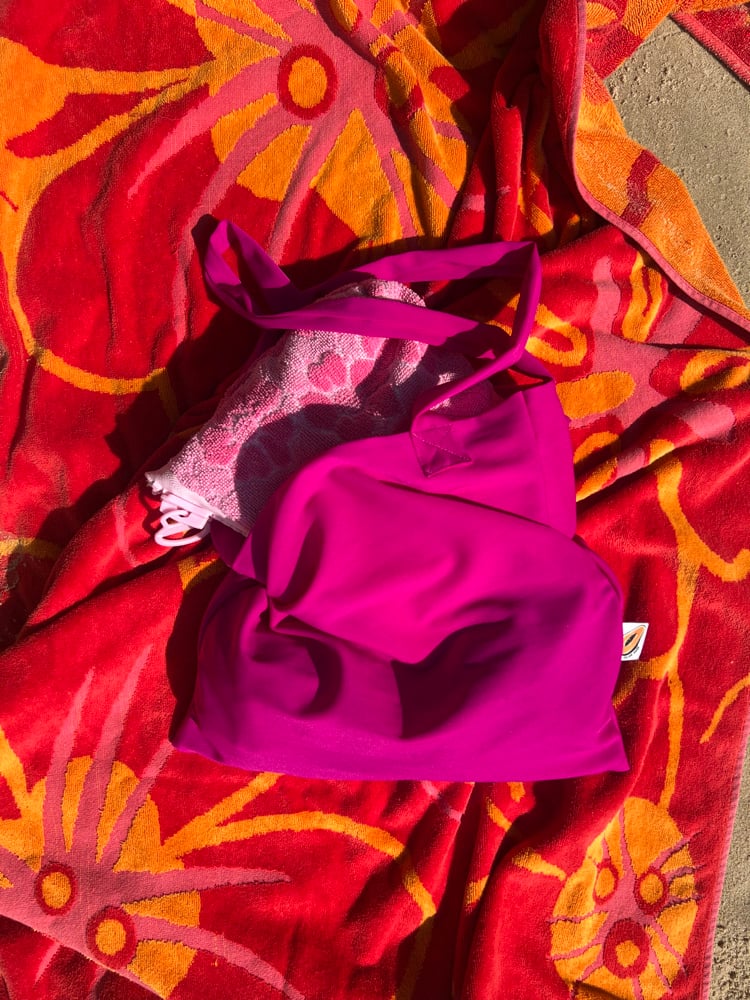 Image of Postcard pouch- Pink floral