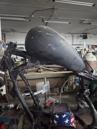 Image 4 of Honda Shadow 600 Tank Lift 