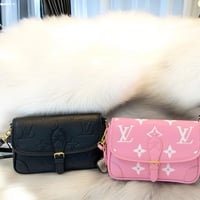 Image 1 of LV PURSE