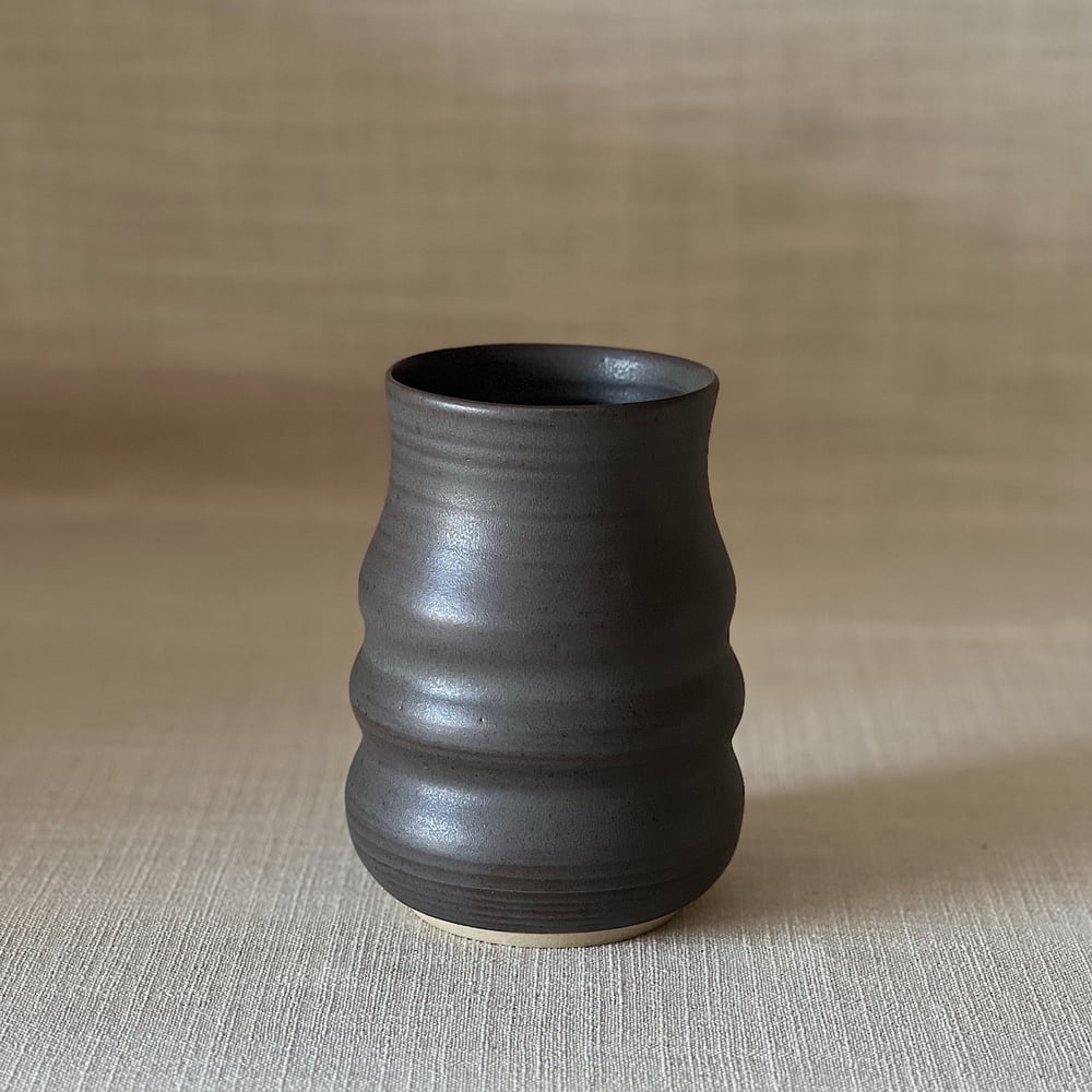 Image of ECLIPSE VASE